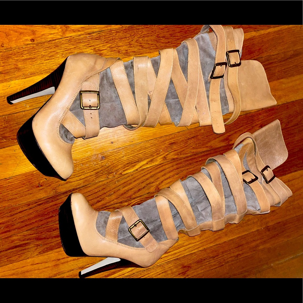 BÉBÉ boots size 7